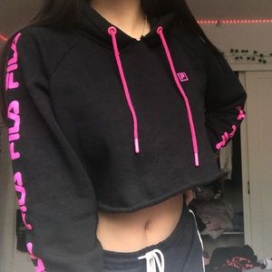 FILA UO EXCLUSIVE JO CROPPED HOODIE SWEATSHIRT